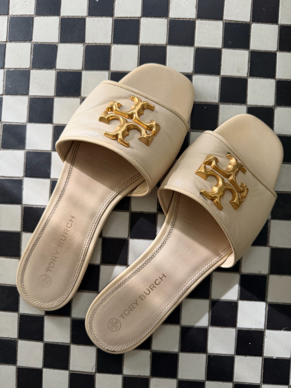 Tory Burch Neutral Patent Slide Sandals with Gold Logo